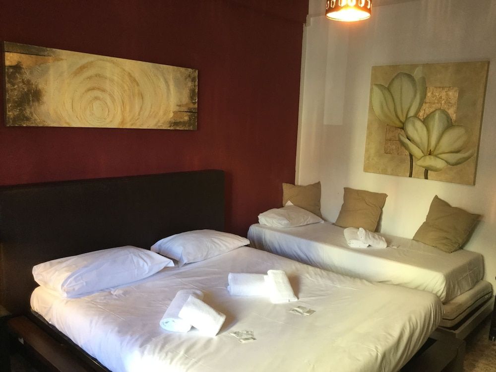 Iron Bridge Accomodation Family Apartment, Kitchen 7