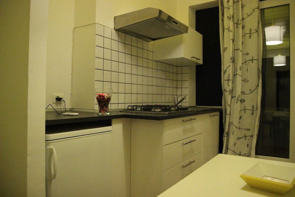 Iron Bridge Accomodation Double Room, Private Bathroom 6