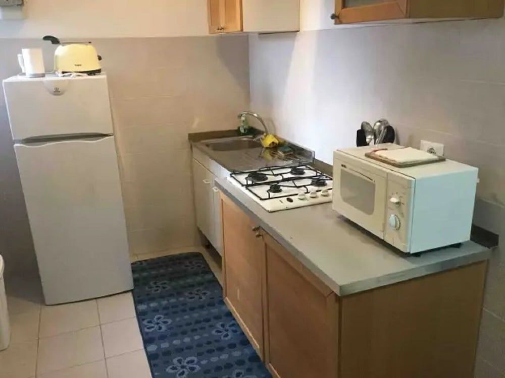 Iron Bridge Accomodation Family Apartment, Kitchen 12