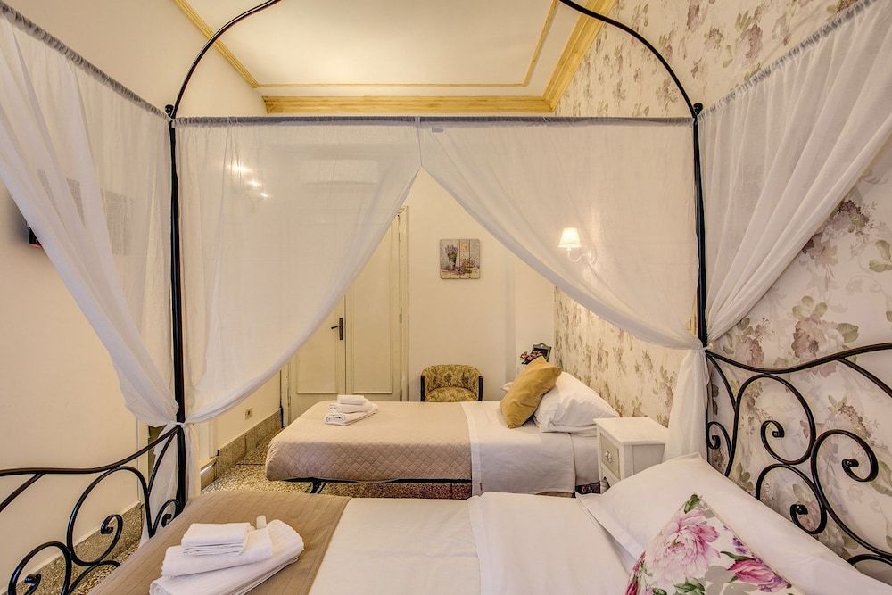 Bbdelux - Colosseo12 Classic Triple Room 12