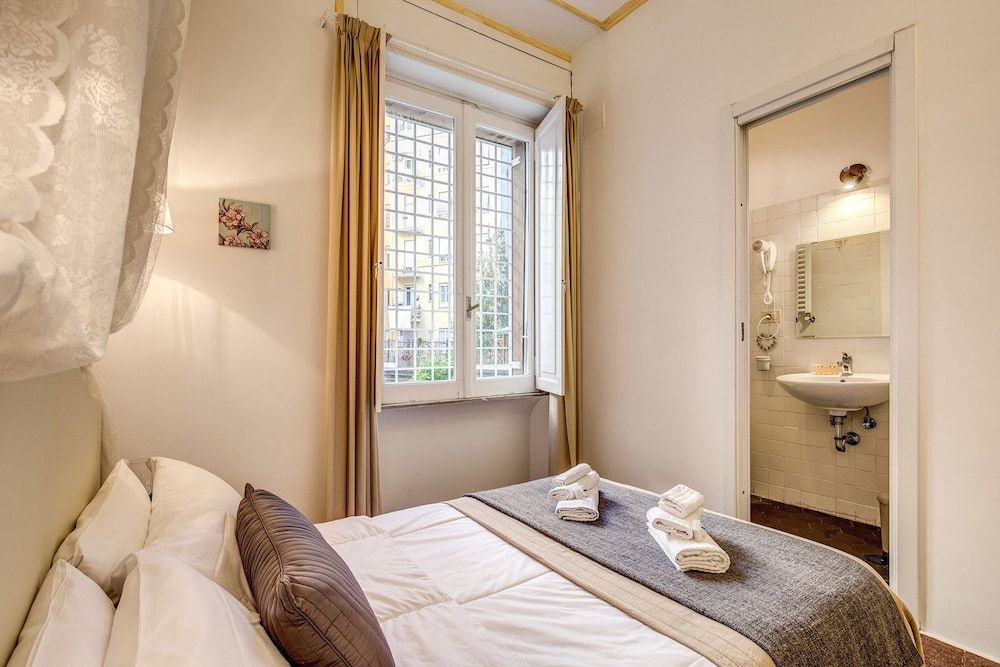 Bbdelux - Colosseo12 Classic Double Room 15