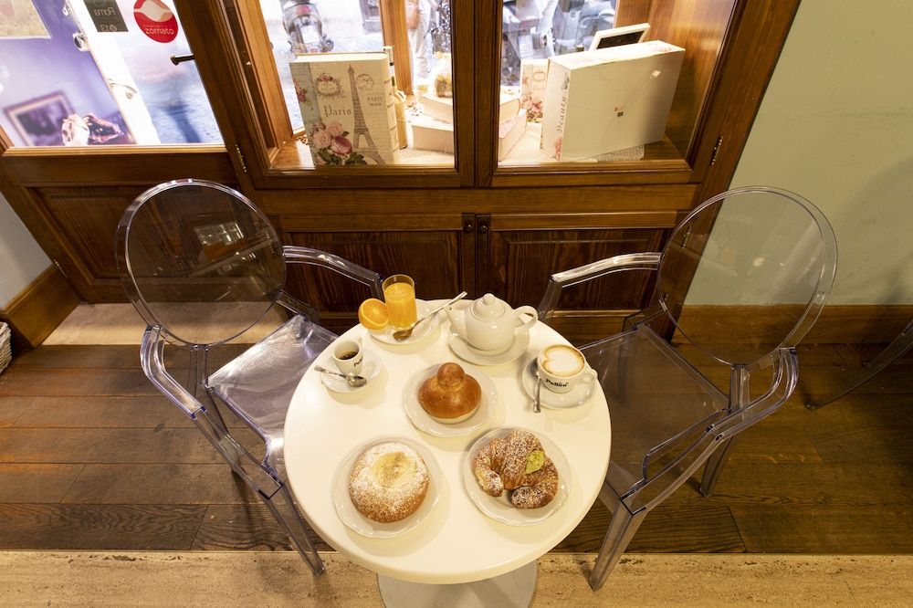 undefined Guest House Al Conservatorio 6