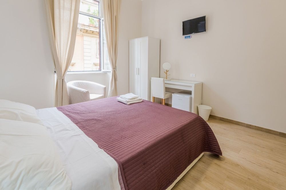 undefined Walker Rooms 4