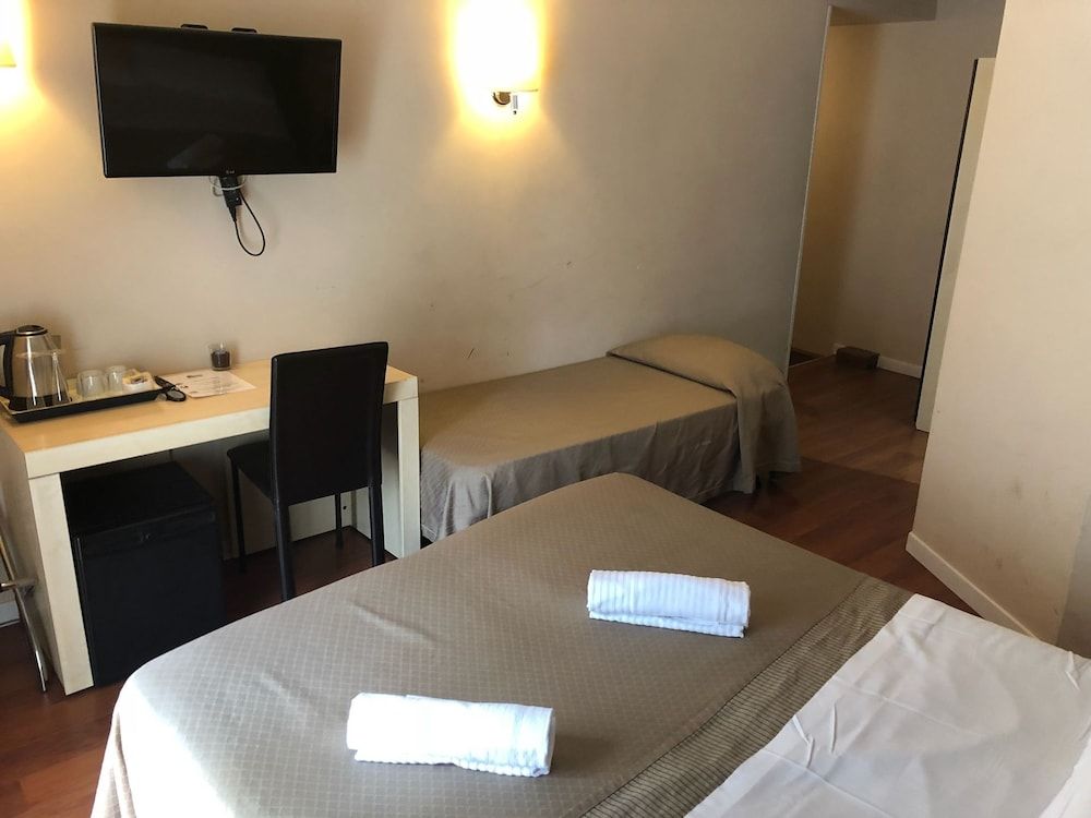 undefined Elle Cavour Guest House 5