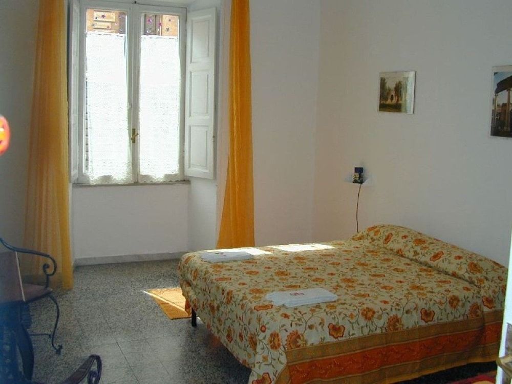 undefined B&B Niko 3