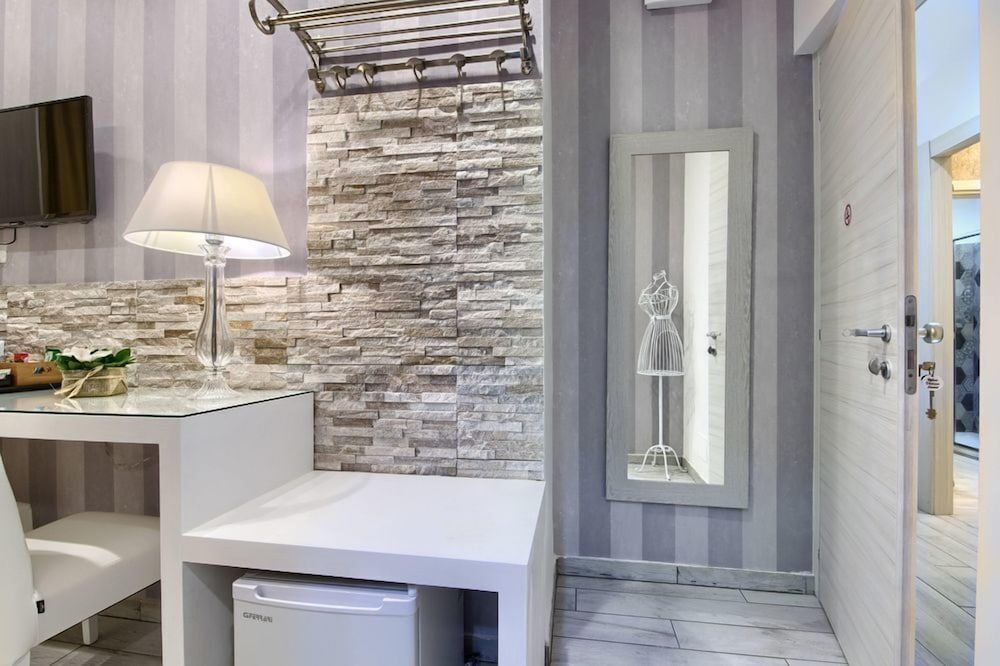 Relais Vatican Secret Superior Double or Twin Room 6