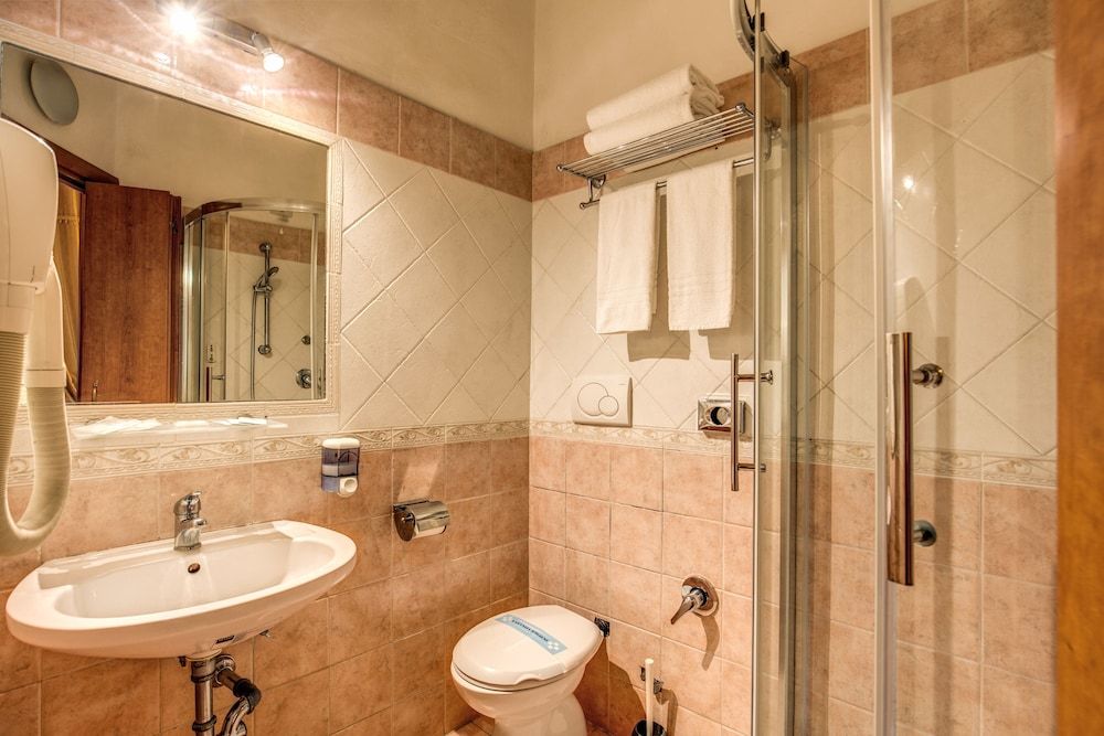 Beautiful Home Classic Double or Twin Room, Non Smoking 11