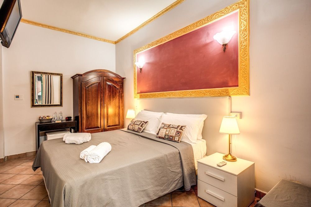 Beautiful Home Classic Double or Twin Room, Non Smoking 10