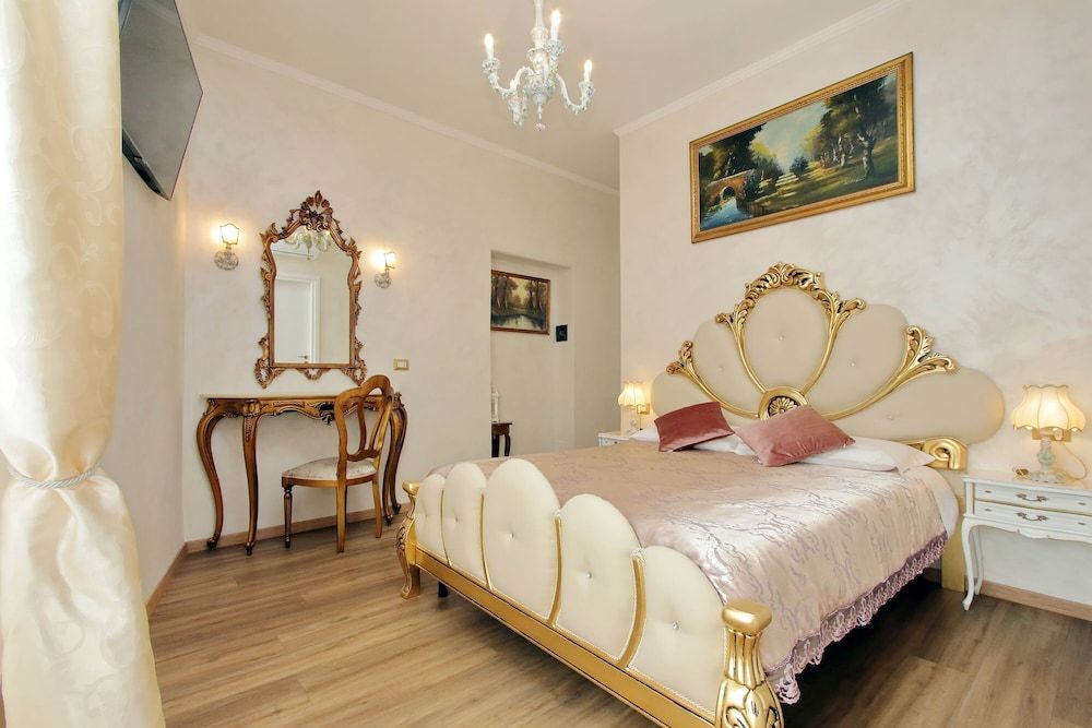 undefined Just Chilling Suite 4