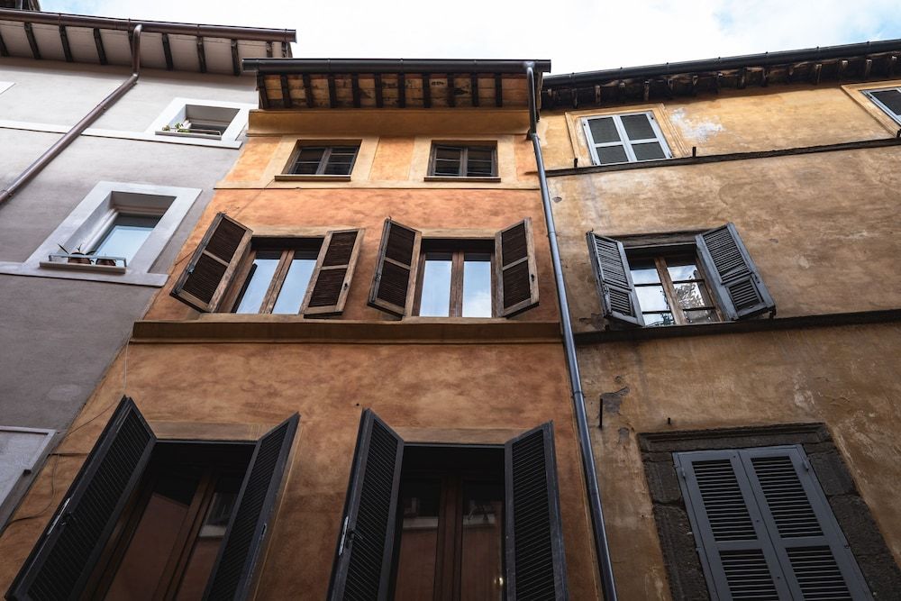 undefined Navona Deluxe Jolie 3