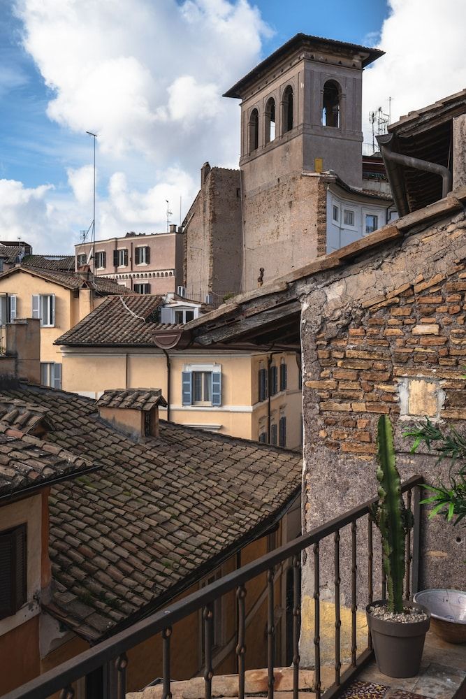 undefined Navona Deluxe Jolie 4