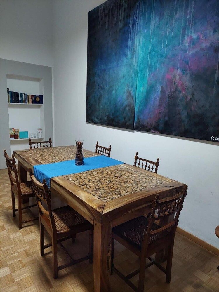 undefined Rhome 18 6