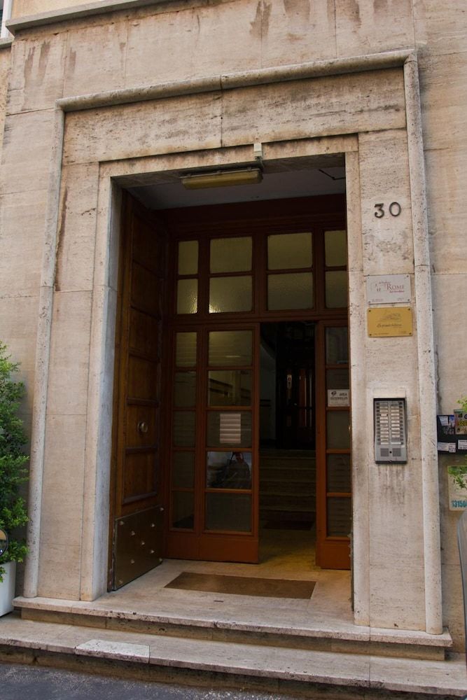 undefined Windows on Rome 4