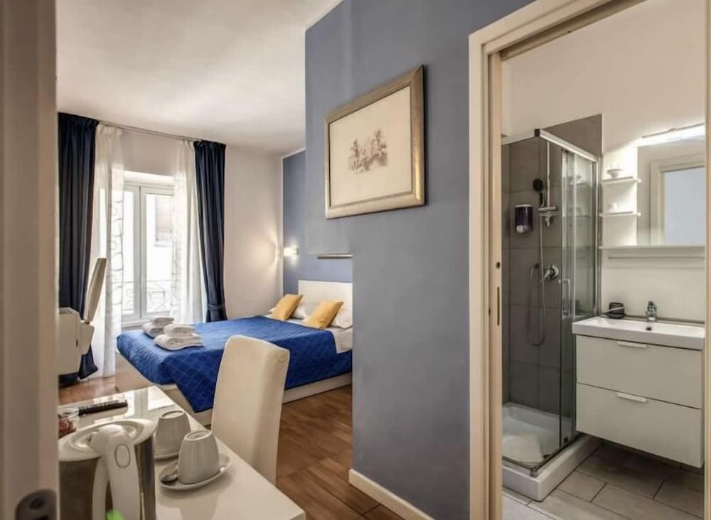 Residenza Giulia al Colosseo Triple Room 7