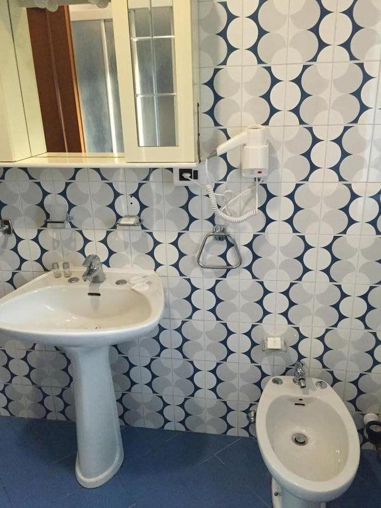 P&D Room Double Room, Balcony, City View 18