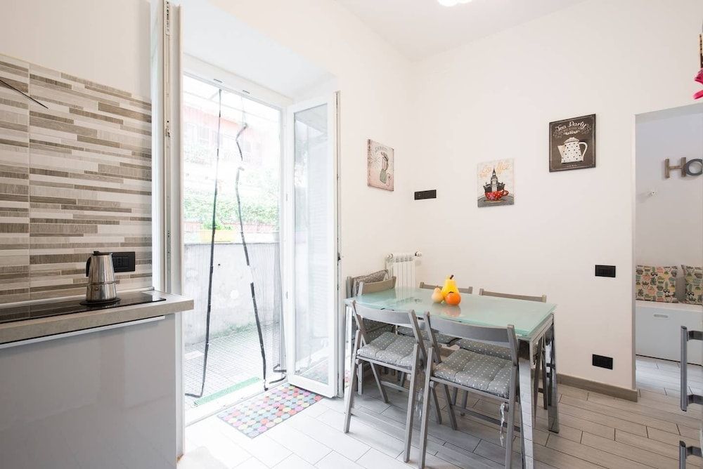 undefined Alloggio Turistico Colosseo 4