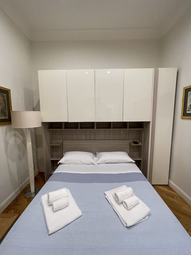 undefined Casa Claudia Giulio Cesare 8