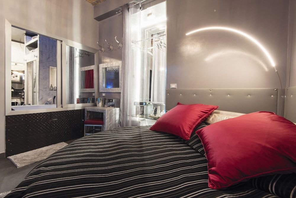Suite Sweet Rome Luxury Suite