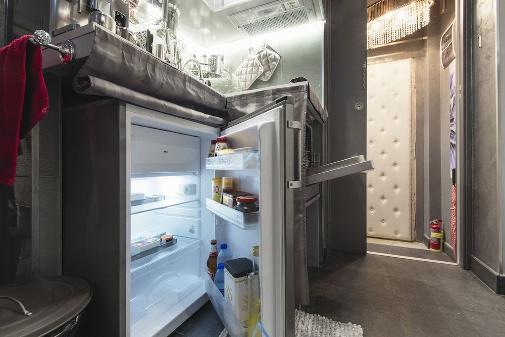 undefined Suite Sweet Rome 7