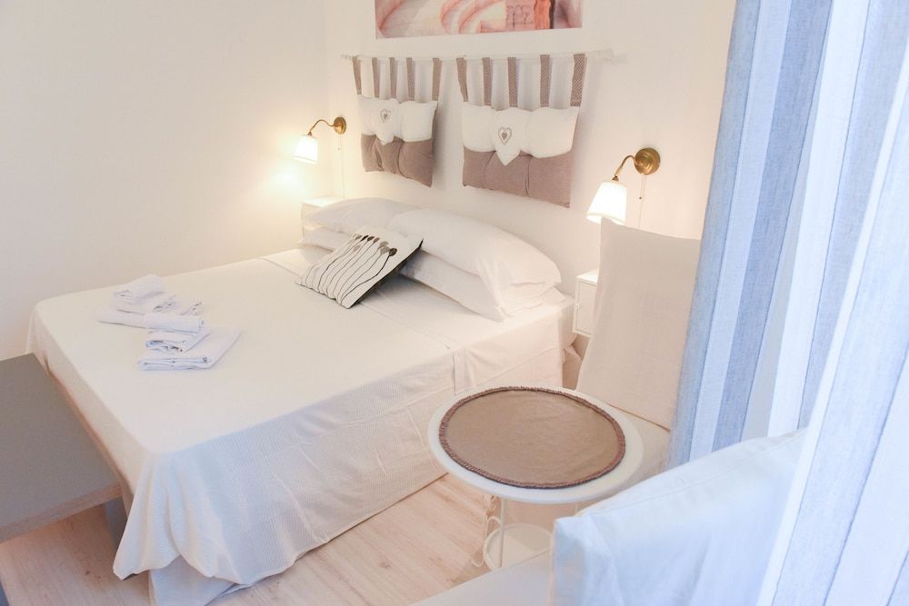 Rome Home Trastevere 246 Double Room, Private Bathroom 4