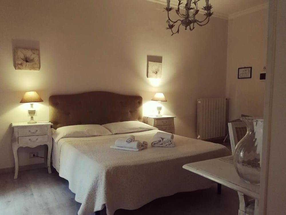 undefined Guest House Urbana 2