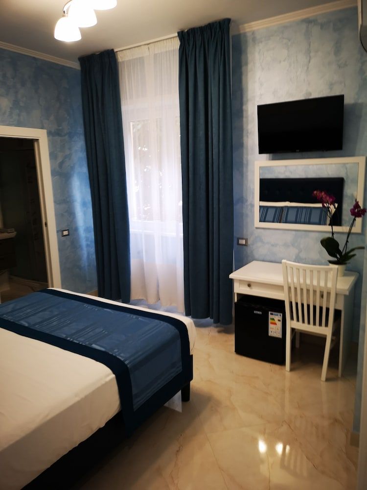 St. Peter Area Luxury Suites Deluxe Double Room (Num. 4) 5