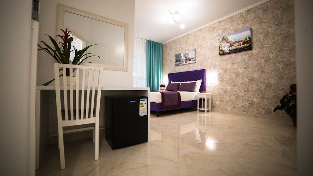 undefined St. Peter Area Luxury Suites 3