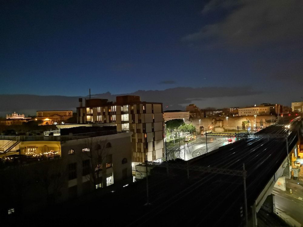 Porta Maggiore Guest House Deluxe Room 6