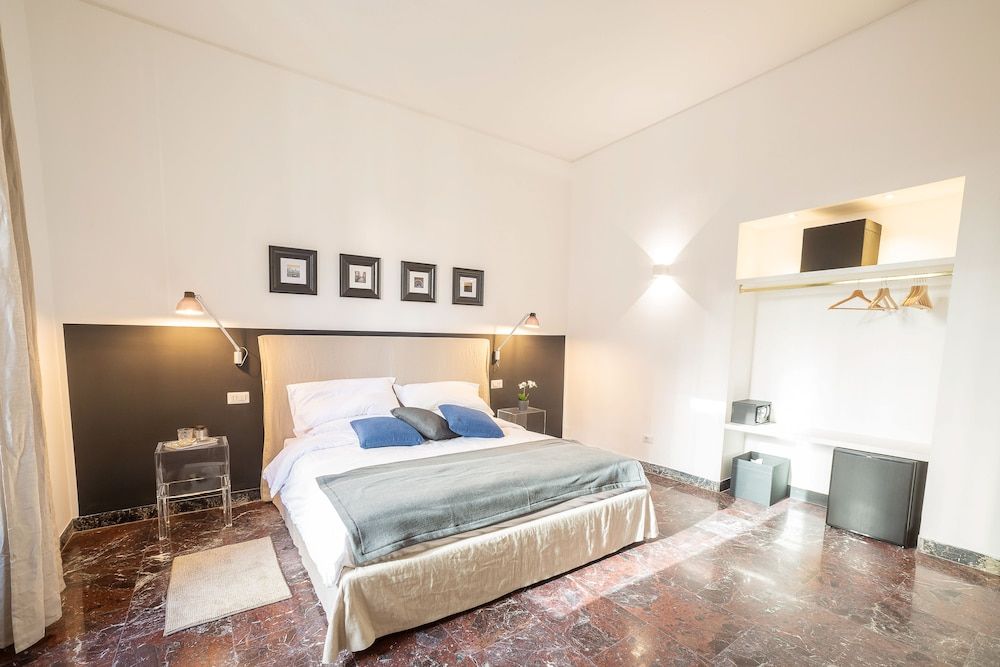 Lombardia40 Luxury Suites Classic Suite