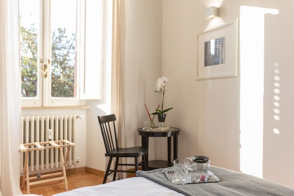 Lombardia40 Luxury Suites Deluxe Suite 6