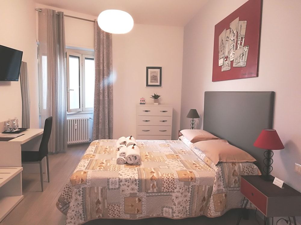 undefined I Cantoni di Roma Guest House 9