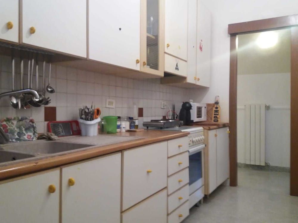 undefined Room in Rome 9