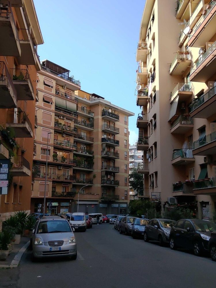 undefined Tiberius Suite Roma 6