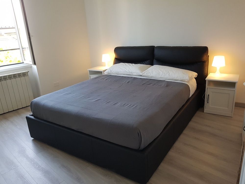 undefined Pigneto 77 2