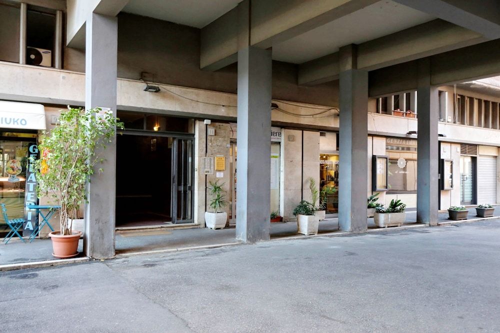 undefined Luxury Rome Guest House 4