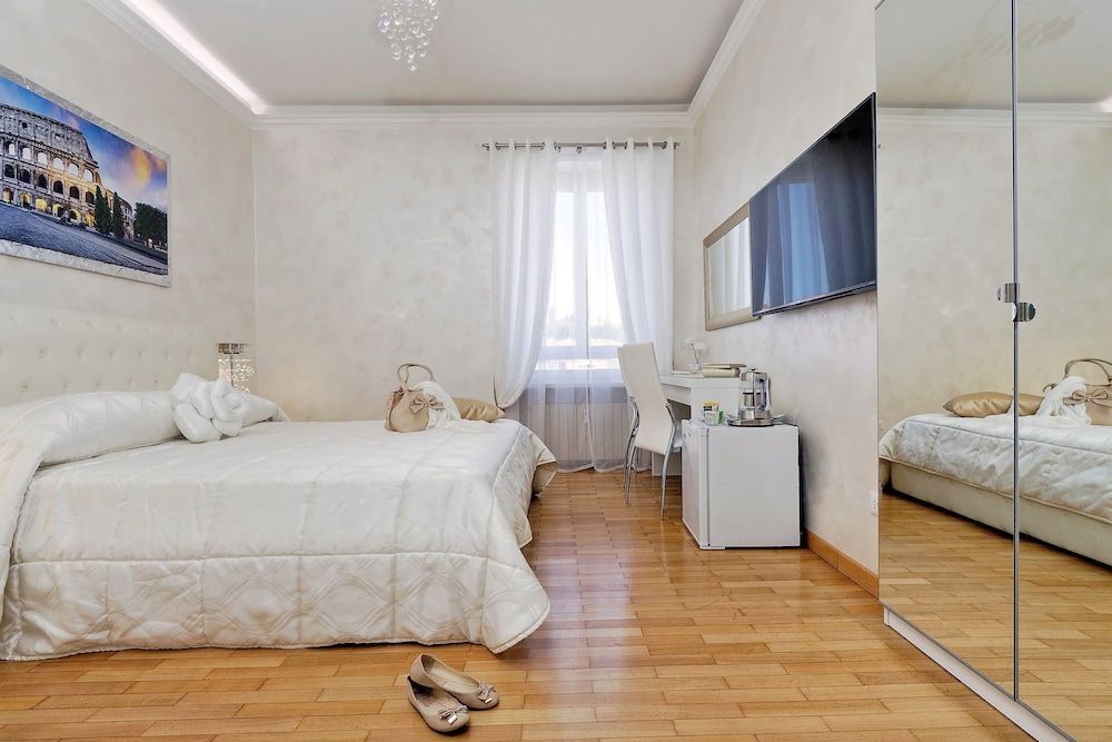 undefined Luxury Rome Guest House 7