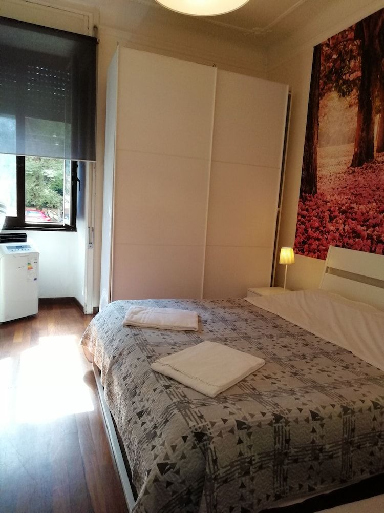 undefined ClaraHouse 2