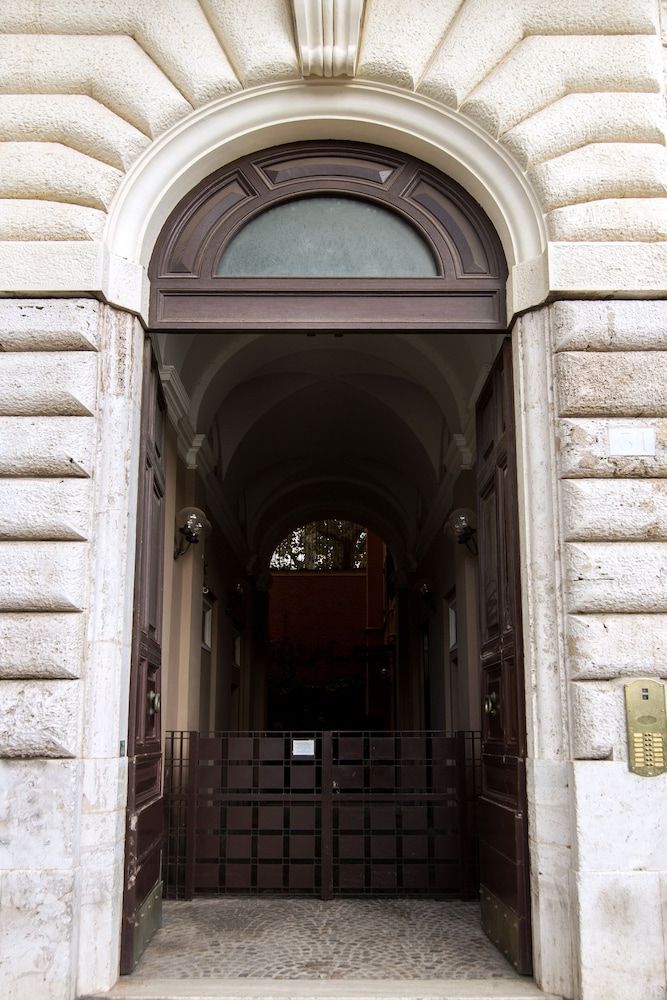 undefined Magia at Colosseum 2