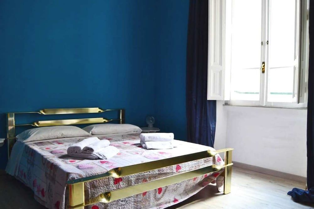 undefined AmoRoma Vatican 2