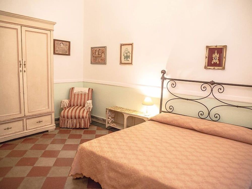undefined Residenza Maritti Classic Rooms 5