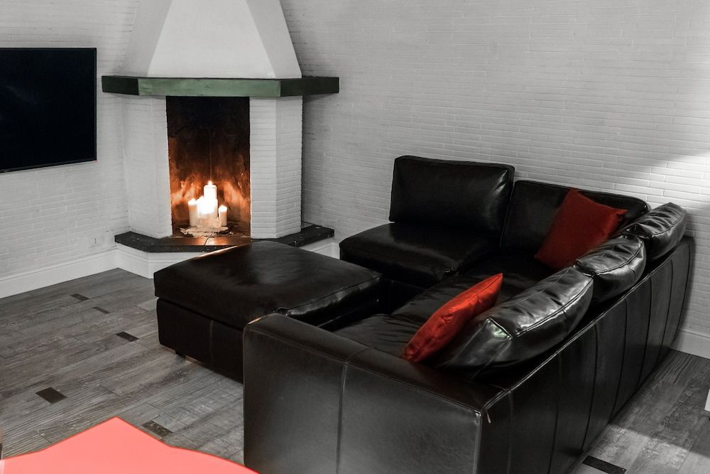 SuiteFrattini Superior Suite, Jetted Tub 9