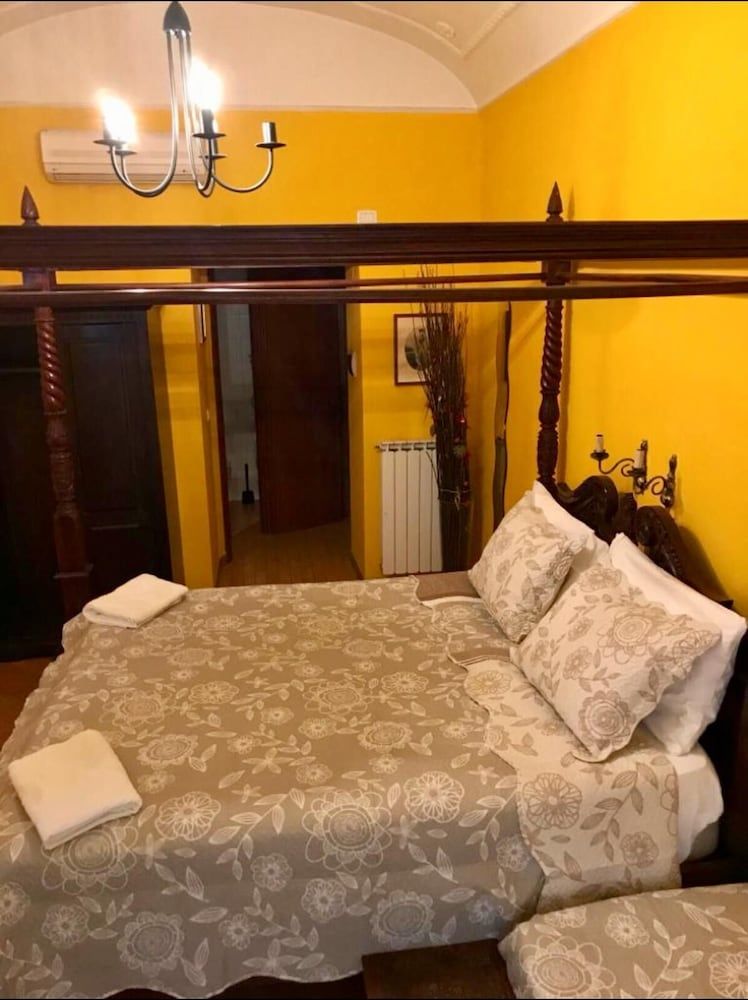 undefined CK Rooms 8