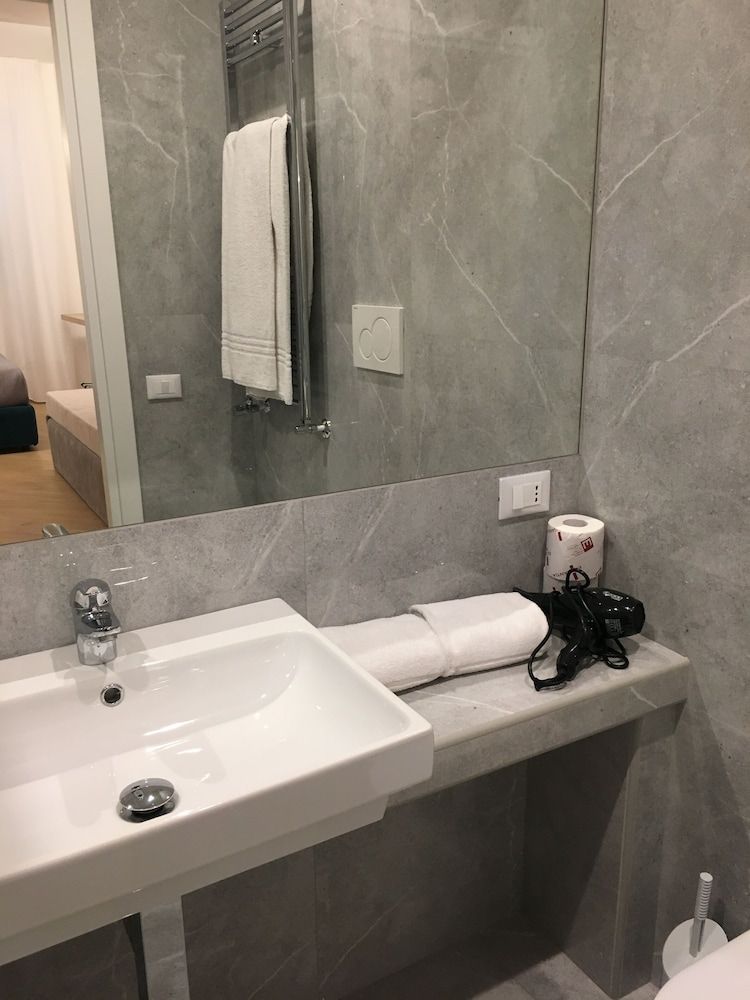 Affreschi a San Pietro Deluxe Quadruple Room 5