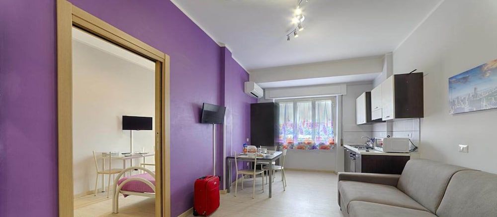 undefined Dafne Portonaccio 10