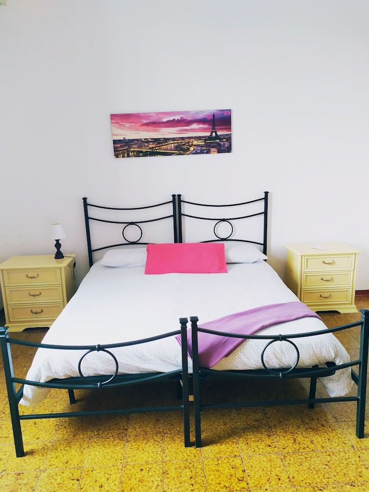 Comfort Room (Blu)