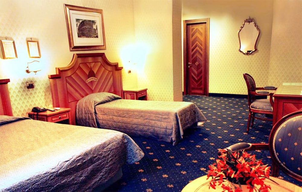 undefined Luxury Floor 9