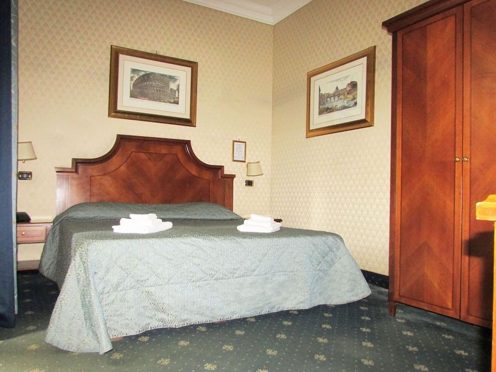 undefined Luxury Floor 6