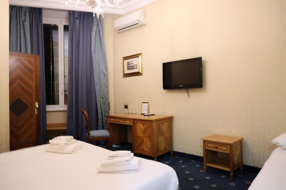 undefined Luxury Floor 3