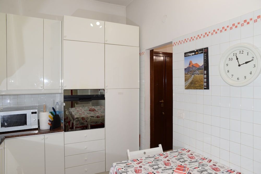 undefined Room-single Room in Cozy and Comfortable 3