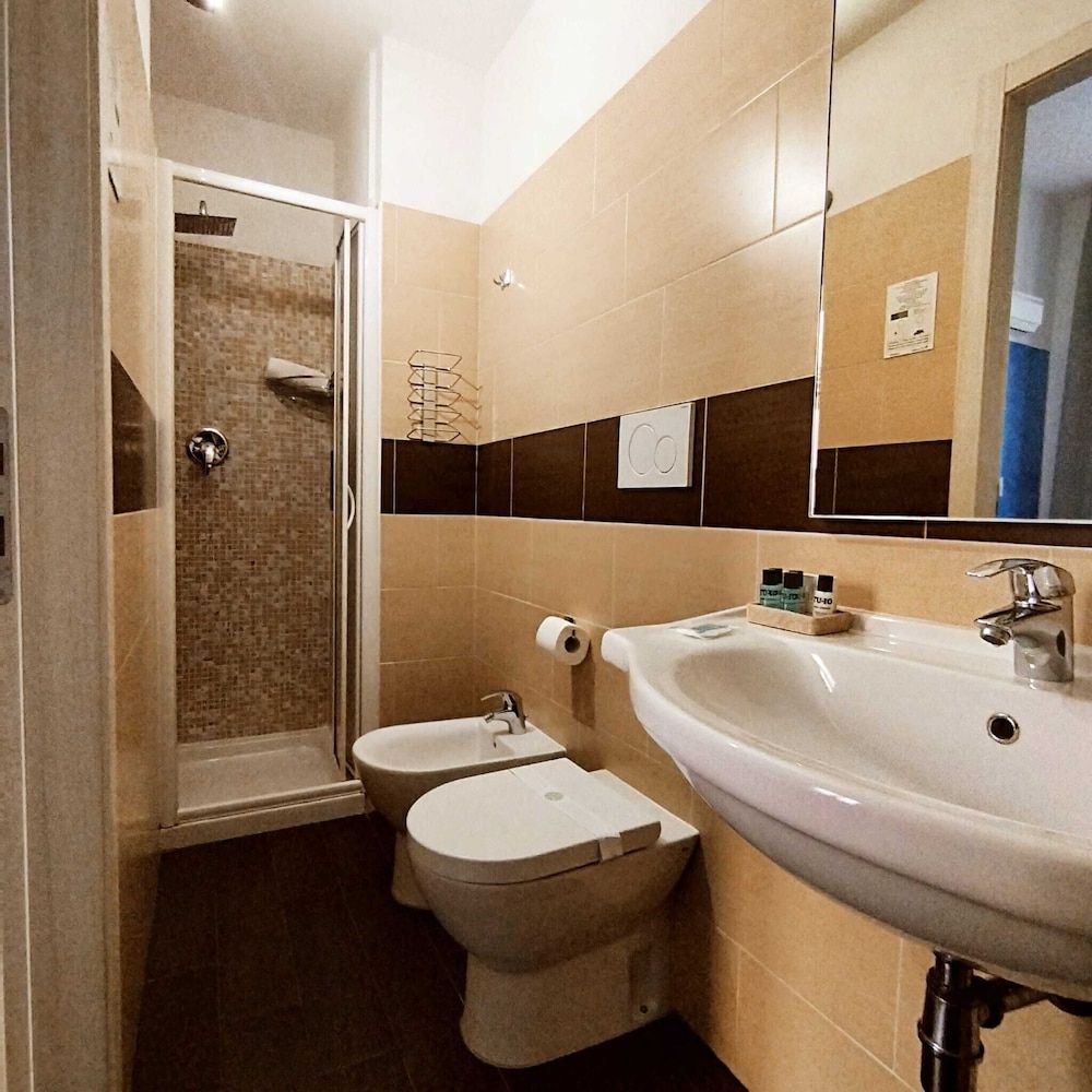 AD Cavour Luxury Rooms Comfort Room 5